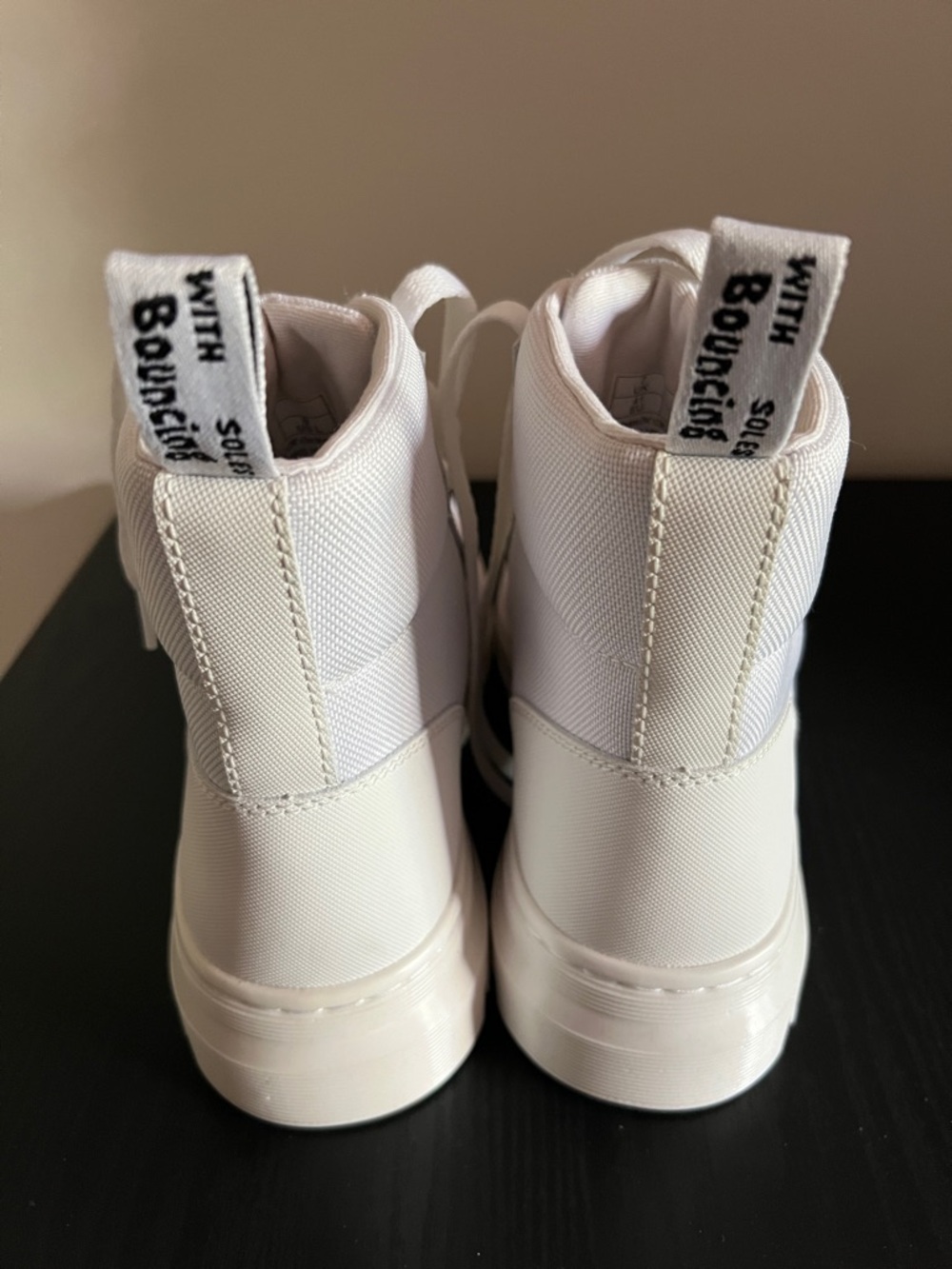 Dr. Martens Combs White Poly Casual Combat Boots - Size 9 US EU 41 - Picture 2 of 6